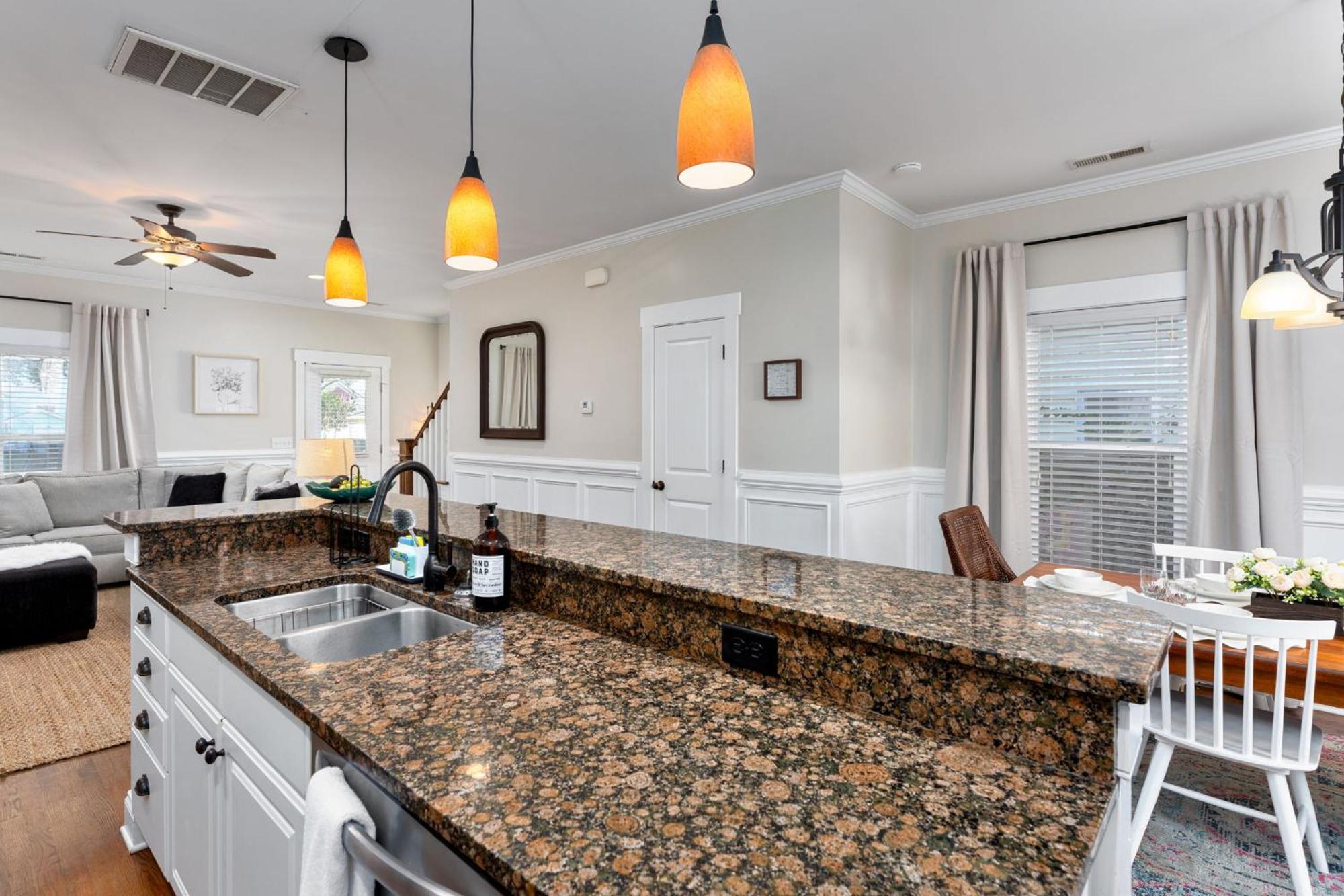 Downtown Wilmington Home ~ Pet Friendly المظهر الخارجي الصورة